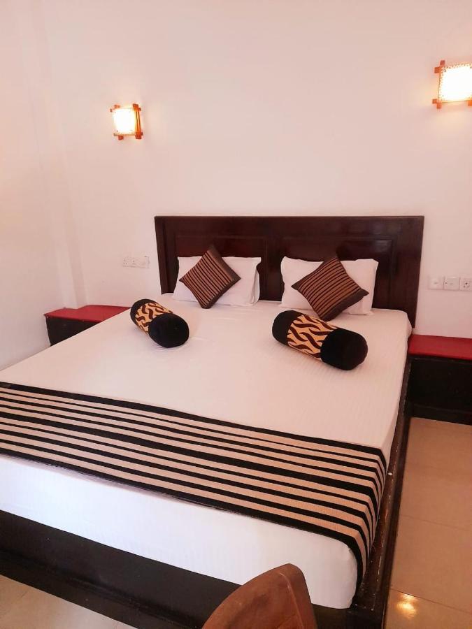 Heritage Rangiri Villa Dambulla Bagian luar foto